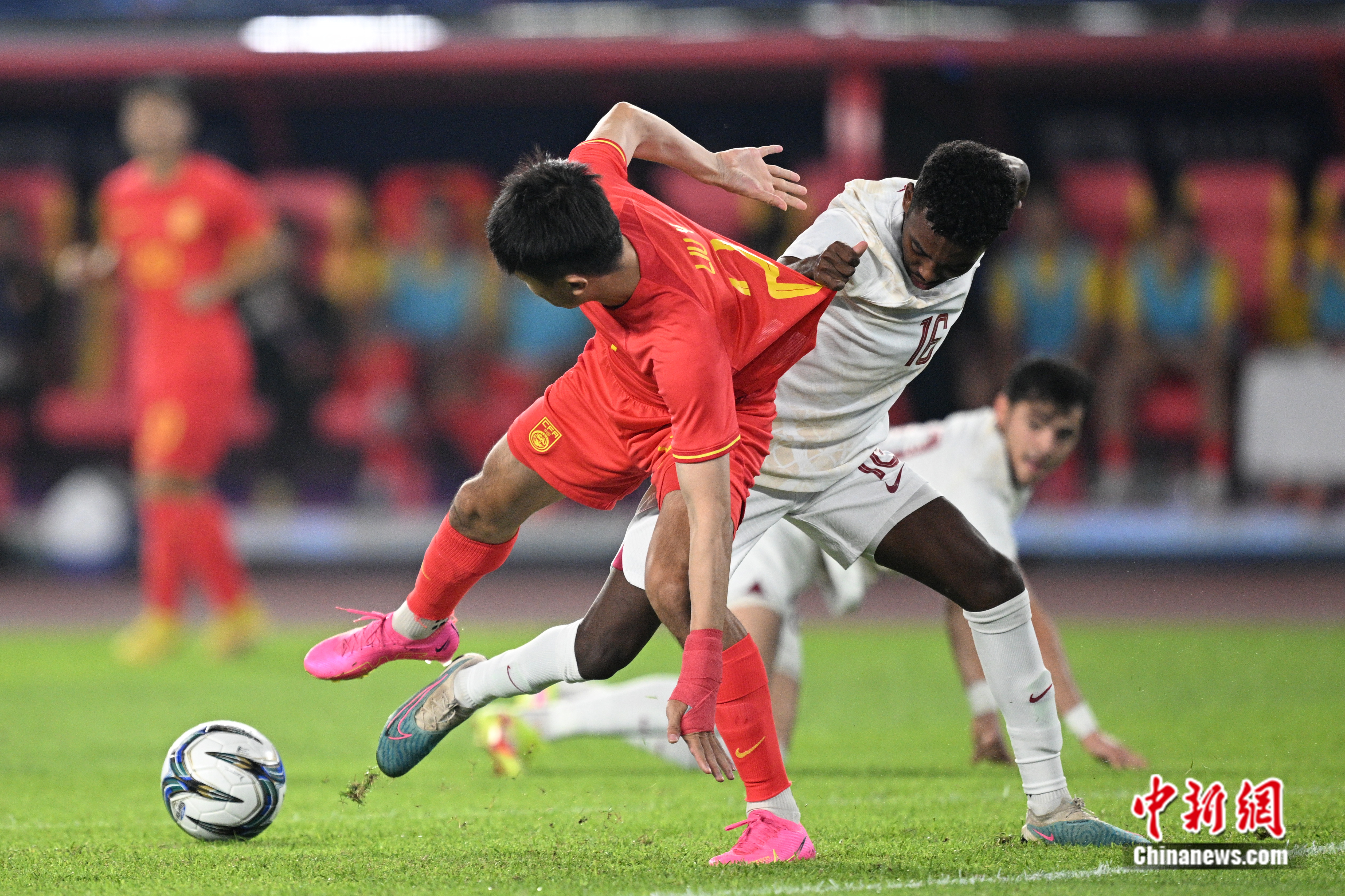杭州亚运会男足1／8决赛中国1-0力克卡塔尔挺进八