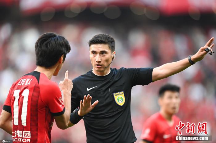 海港在与山东泰山1-1握手言和后，凭借积累的领