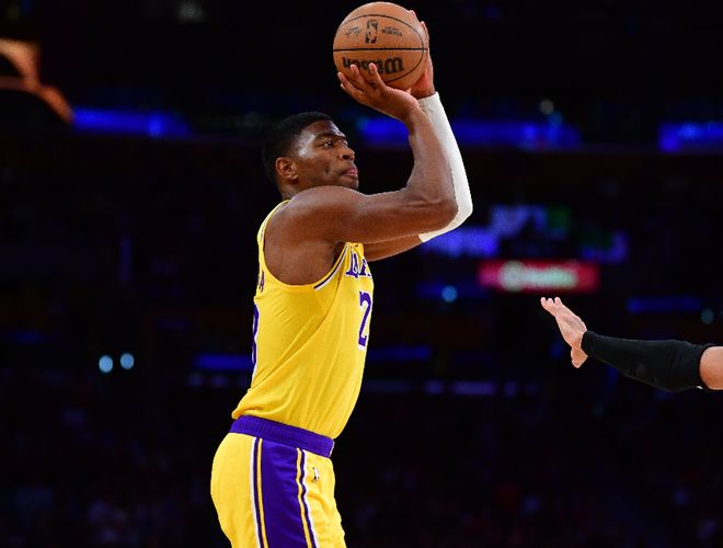 湖人96-139惨败雷霆 防守崩盘成输球主因